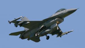 mysliwiec-F-16