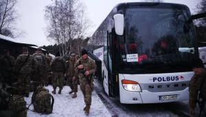 Rozładunek w polskiej bazie