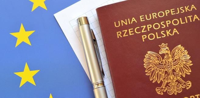 Polski paszport coraz bardziej atrakcyjny. Rekordowa liczba nowych